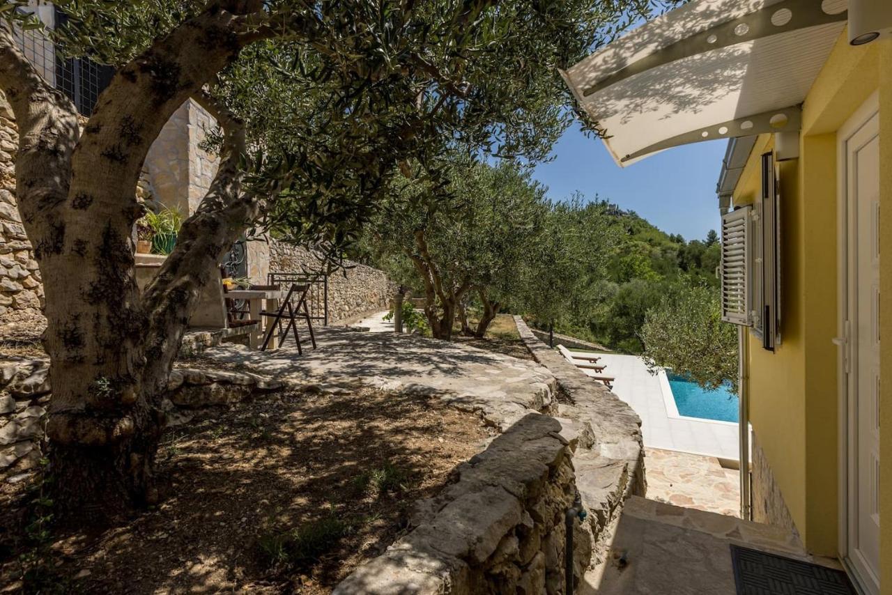 Dream Hill Villa Kaštel Kambelovac Екстериор снимка