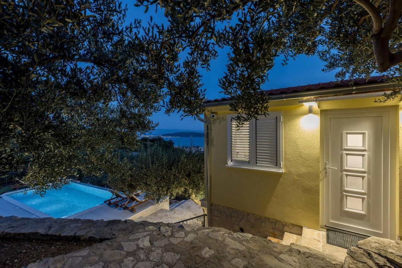 Dream Hill Villa Kaštel Kambelovac Екстериор снимка